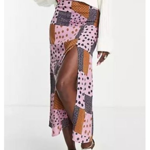 ASOS DESIGN midi slip skirt with thigh split in patchwork spot print - Picture 2 of 4
